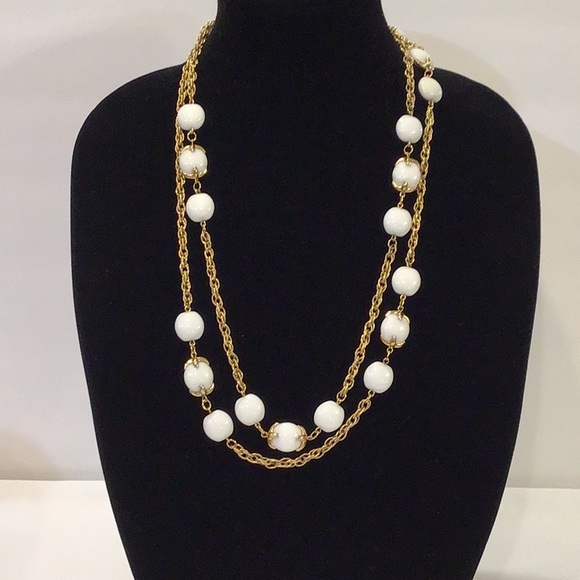 Three beautiful vintage long necklaces EUC - Picture 5 of 6